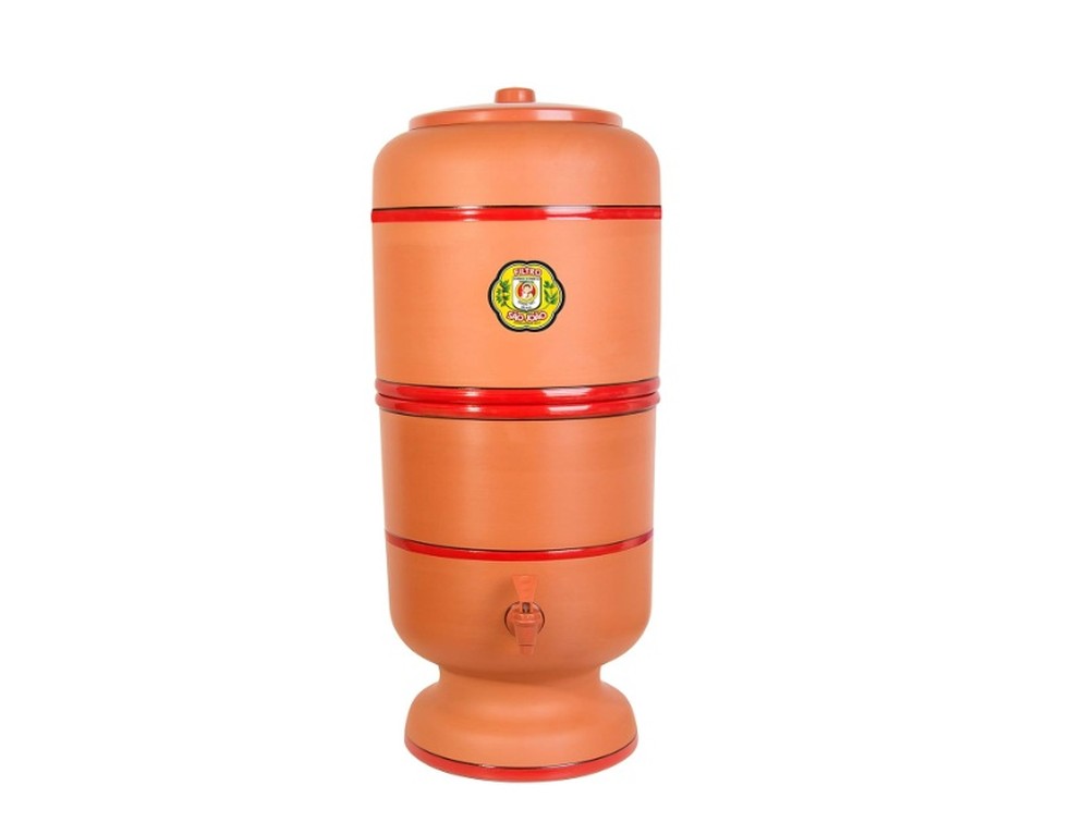 Filtro de barro é um artigo clássico de casas brasileiras. — Foto: Reprodução/Amazon