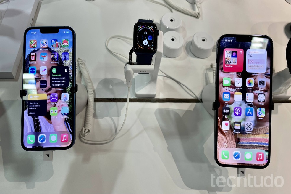 iPhone de vitrine é opção para quem quer economizar na compra do celular da Apple — Foto: Danilo Paulo de Oliveira/TechTudo