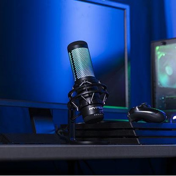 HyperX Quadcast S é bom? Veja preço e detalhes do microfone usado