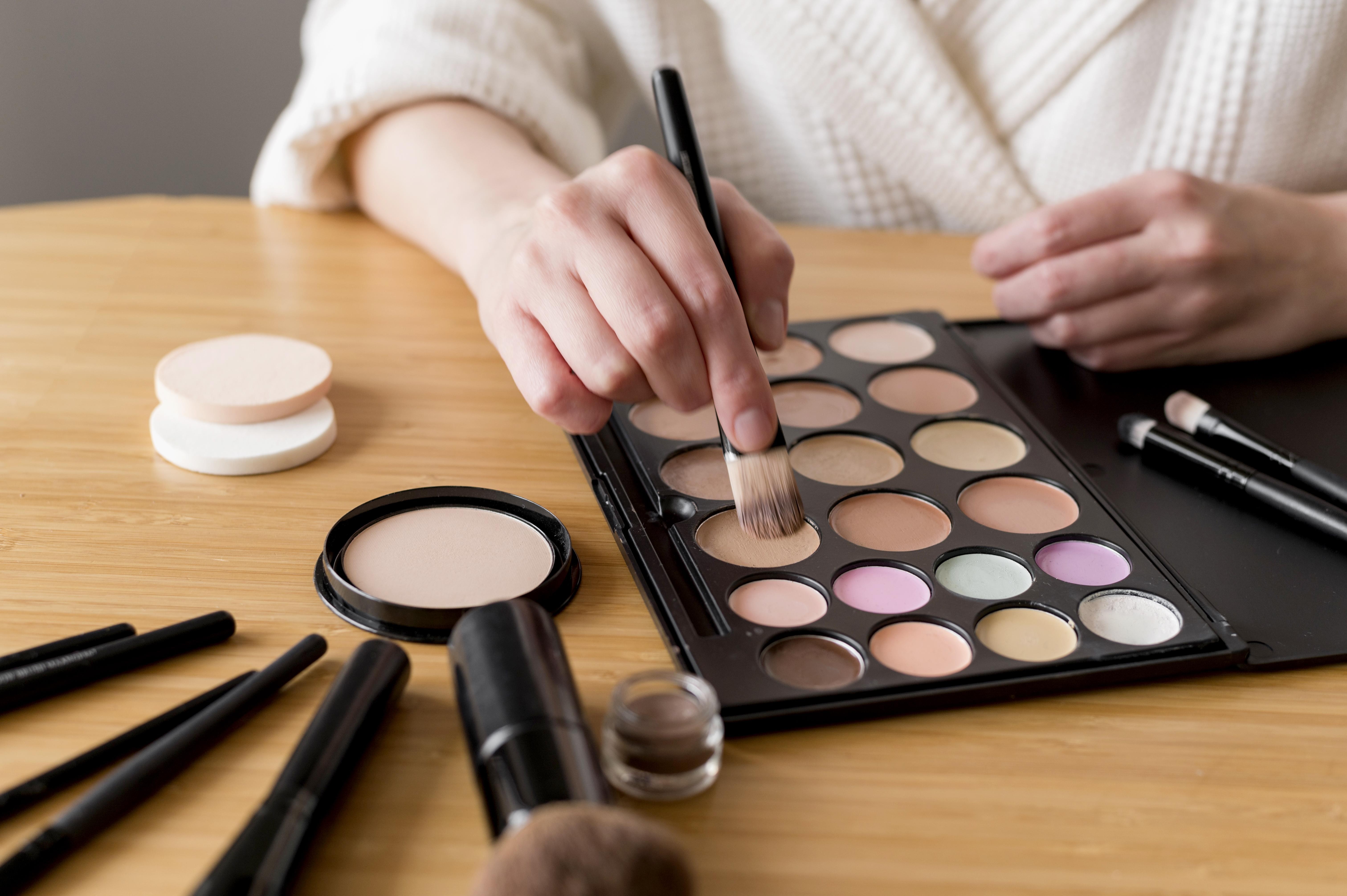 Sites para descobrir o tom de pele: 3 opções para não errar na maquiagem