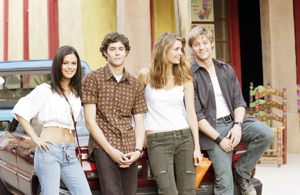 Drama adolescente foi criado por Josh Schwartz para o canal Fox, em 2003 — Foto: Divulgação/Warner Bros. Television