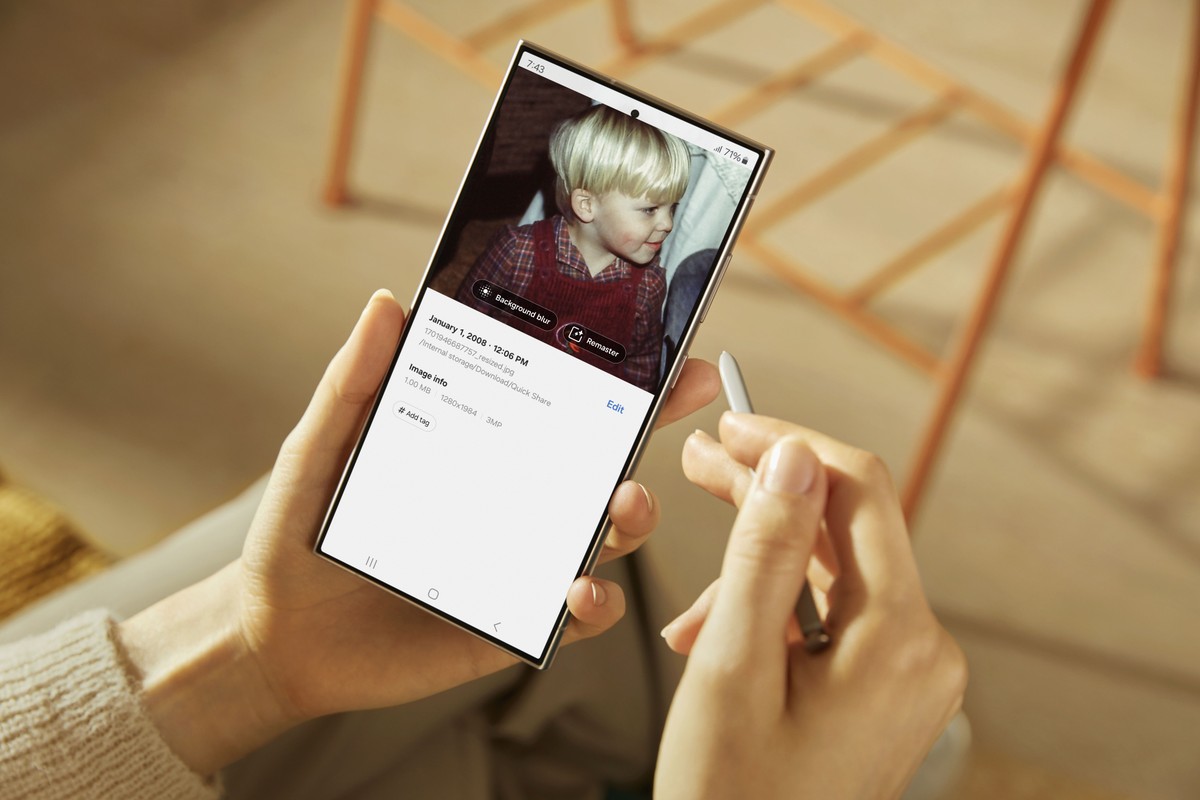 6 celulares Samsung com bateria poderosa que não vão te deixar na mão