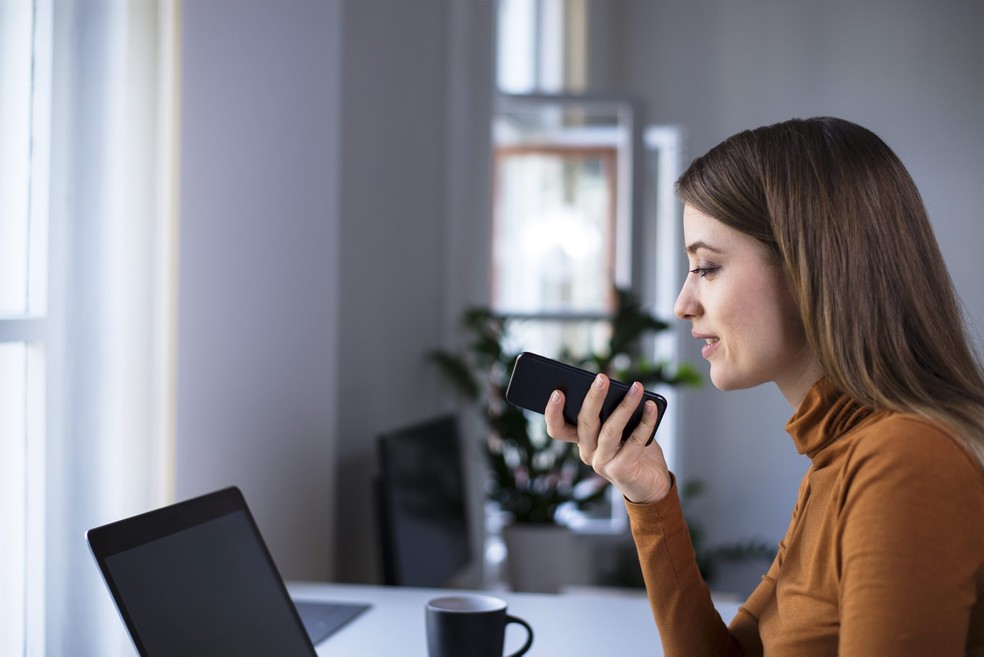 COMO TRANSCREVER SEUS VÍDEOS, ÁUDIOS SEM PRECISAR DIGITAR, COM FERRAMENTA  ONLINE GRÁTIS