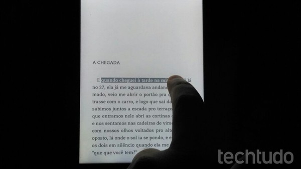 Como grifar e adicionar notas ao texto no Kindle