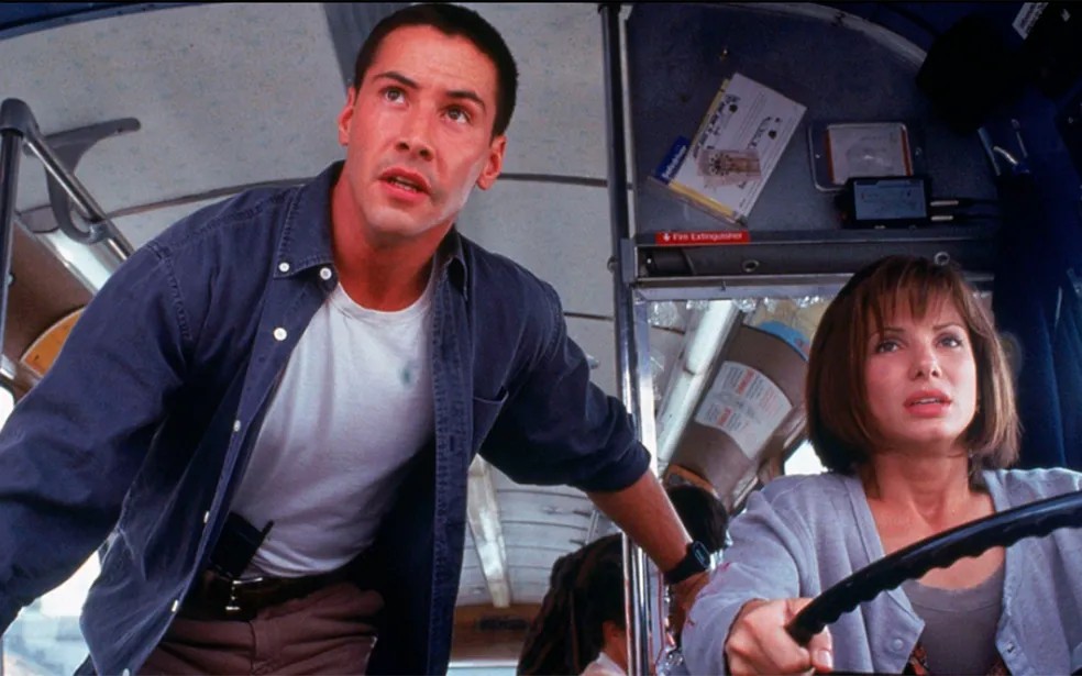Velocidade Máxima é estrelado por Keanu Reeves e Sandra Bullock — Foto: Reprodução/Gshow