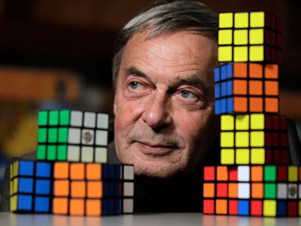 Ernő Rubik criou o Cubo Mágico em 1974  — Foto: Reprodução/HNKC News