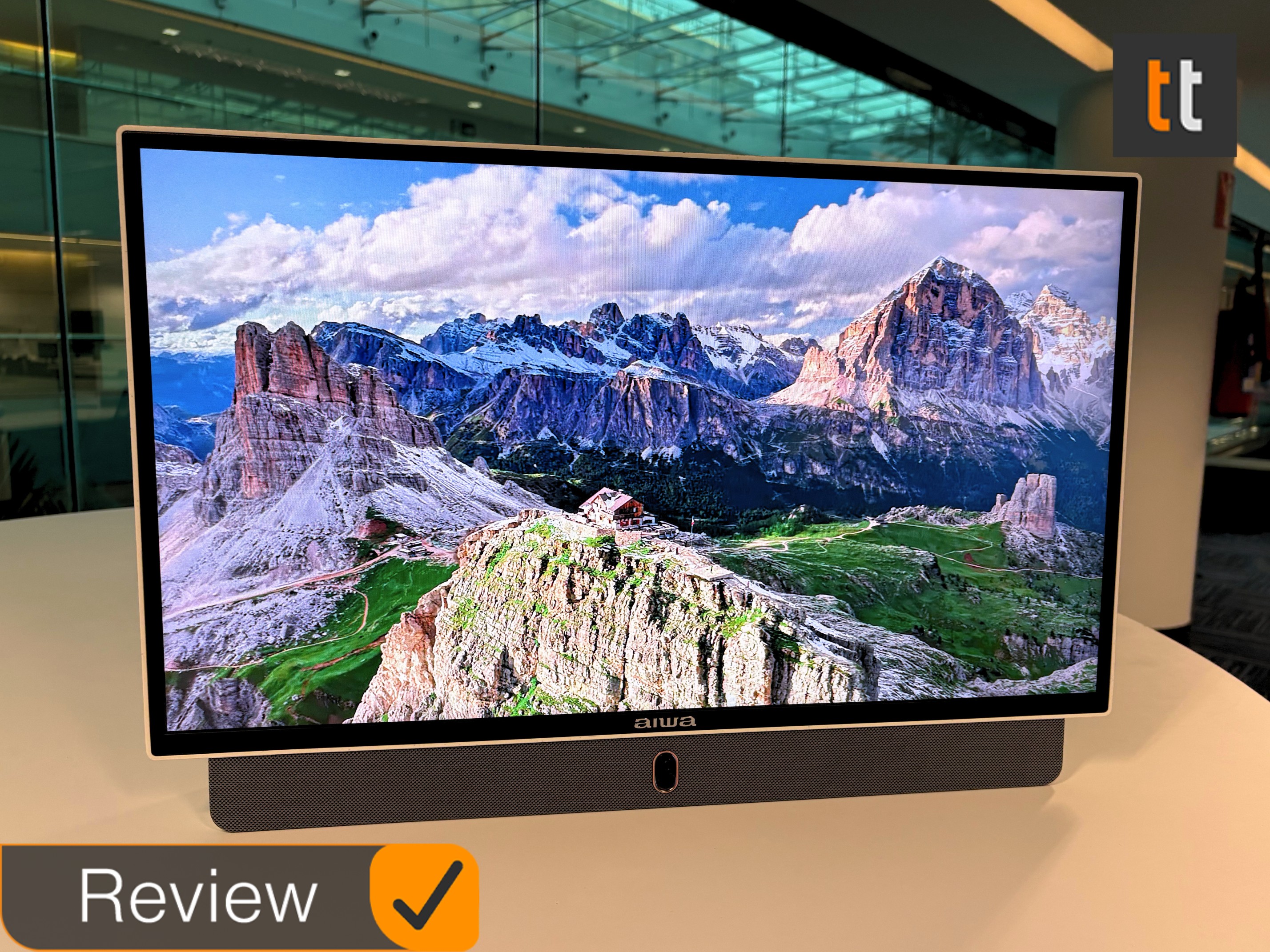 TV Portátil Aiwa se destaca pelo design e praticidade de transporte; review