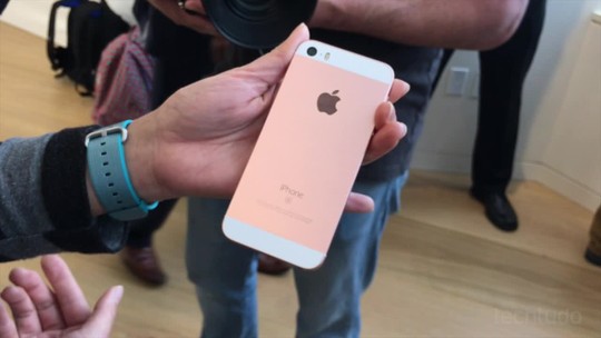 iPhones antigos podem ficar sem iOS 15