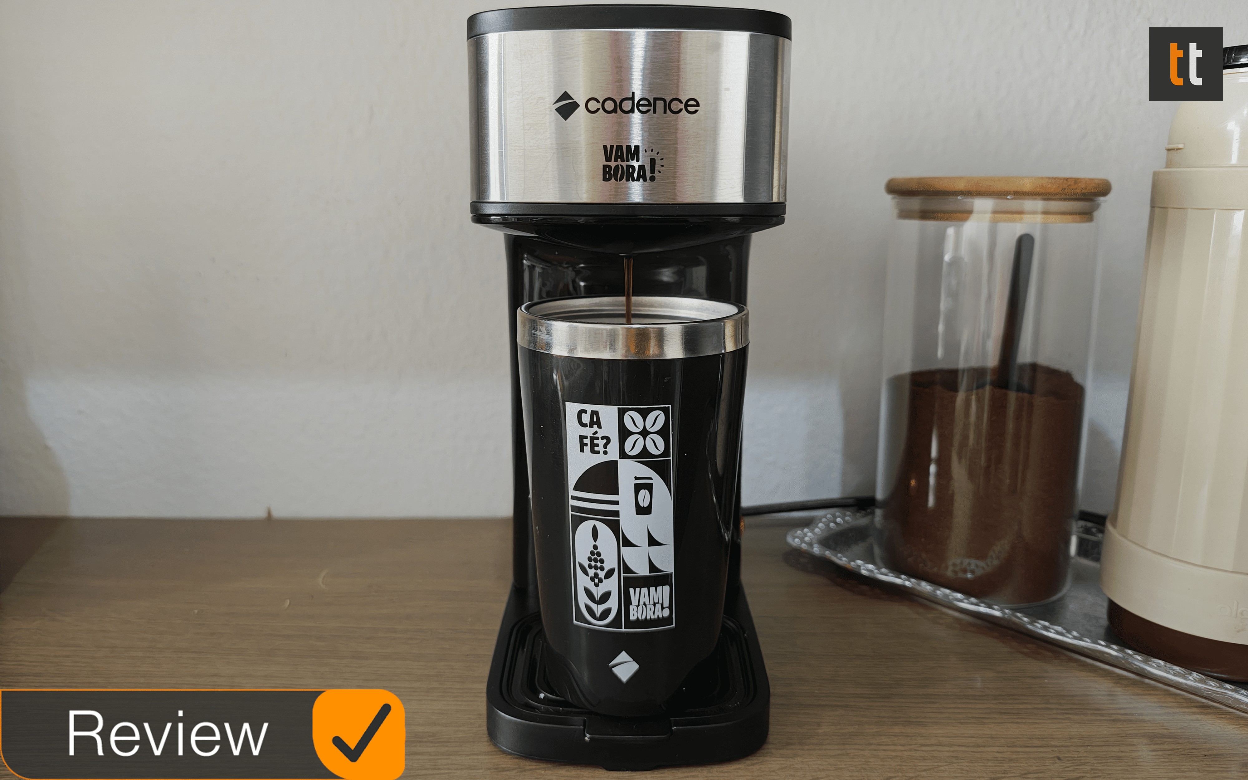 Cafeteira elétrica Cadence Vambora vale a pena? Veja review completo