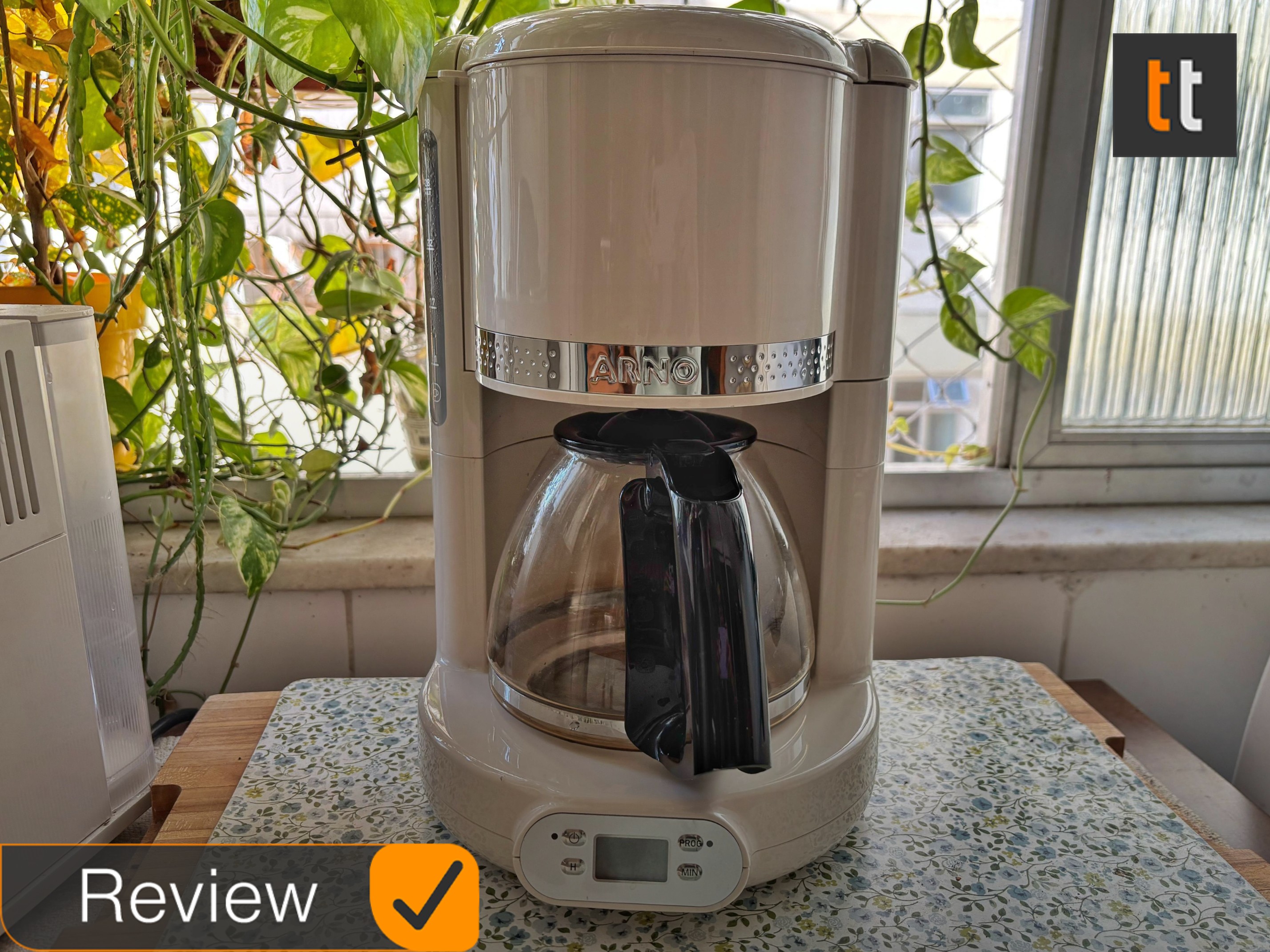 Cafeteira Arno Soleil se destaca pelo design e quantidade de funções; review