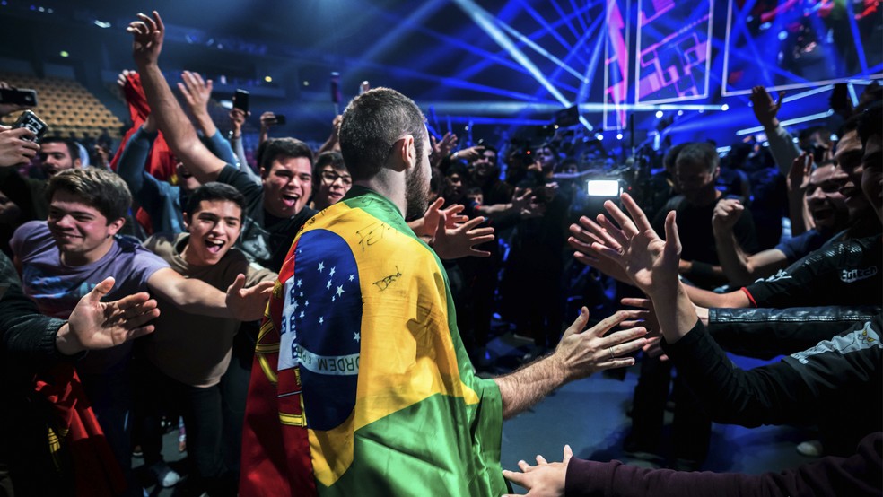 Aniversário do FalleN: veja conquistas do jogador brasileiro de CS:GO