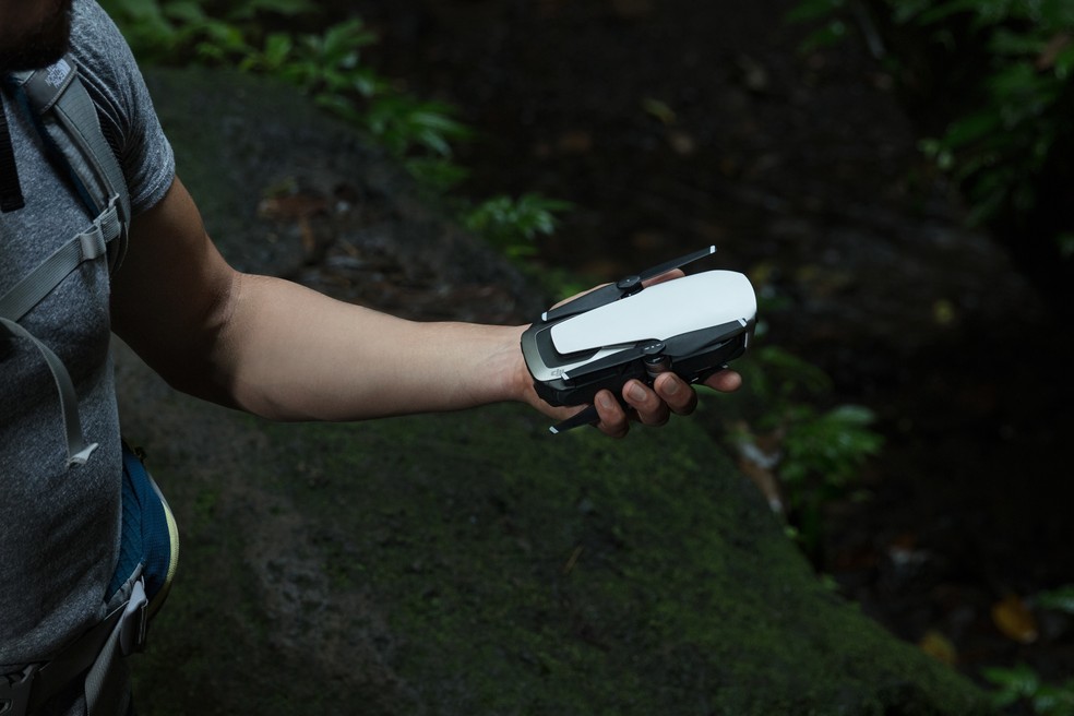 Dji mavic air v hot sale spark