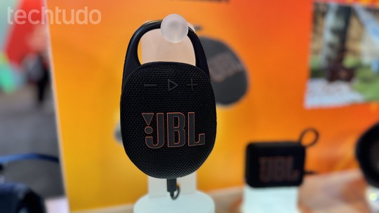 JBL anuncia novidades em fones de ouvido e caixinhas de som