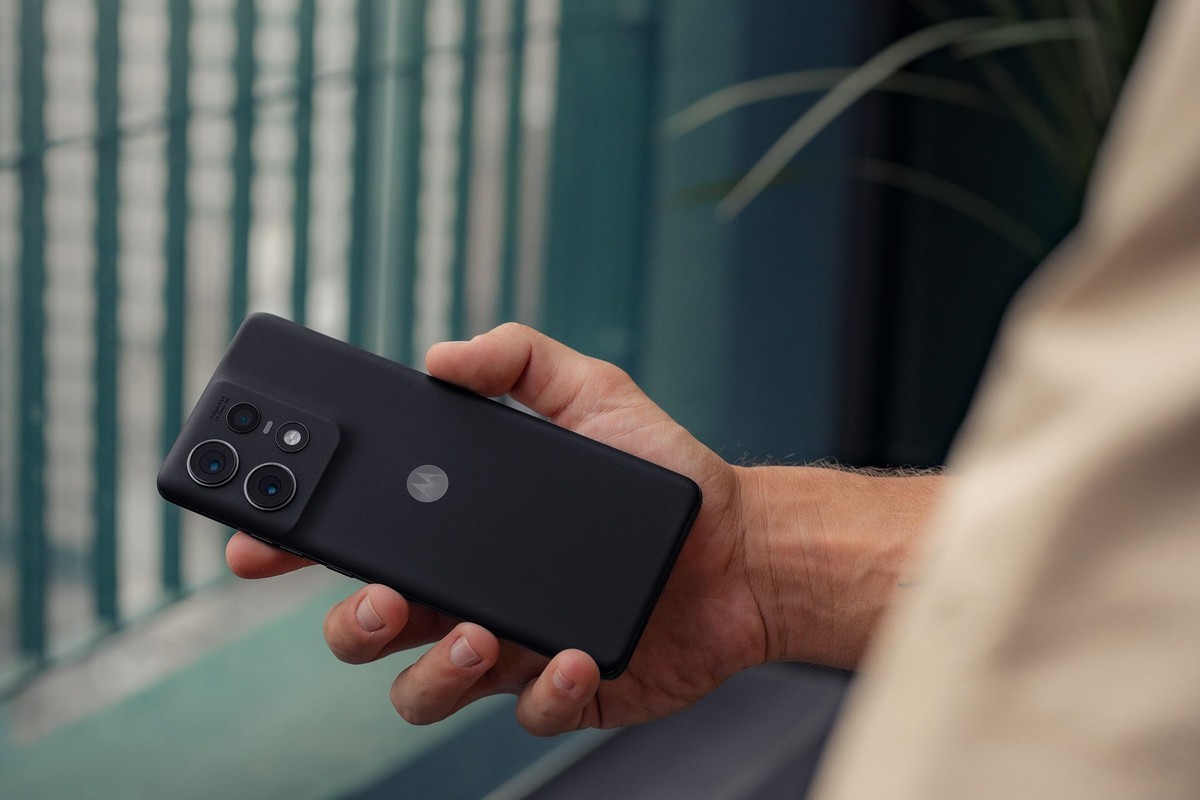 7 celulares Motorola que já estão mais baratos antes da Black Friday 2025
