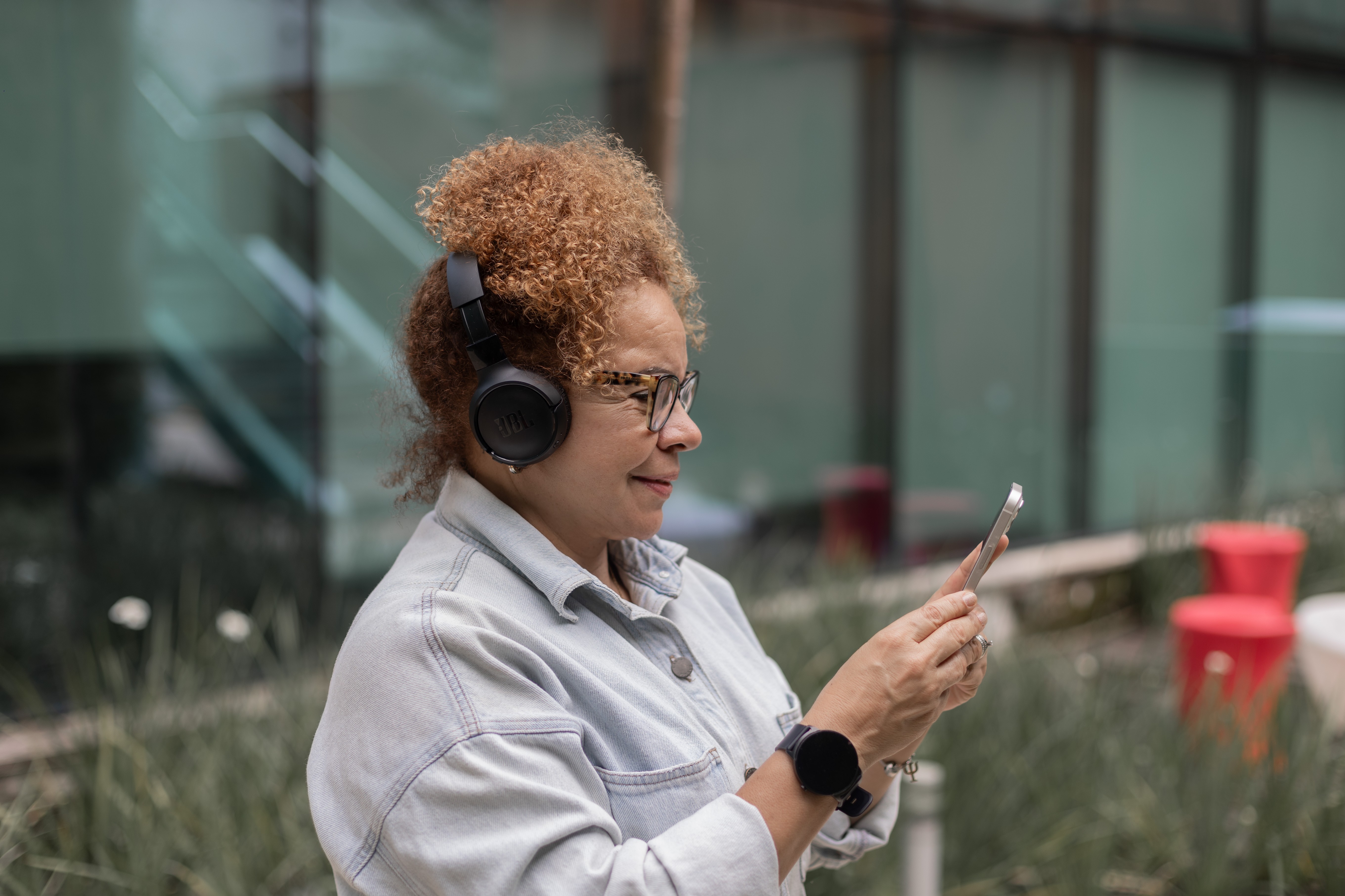 Sites para ouvir audiolivros gratuitamente: veja 4 opções seguras