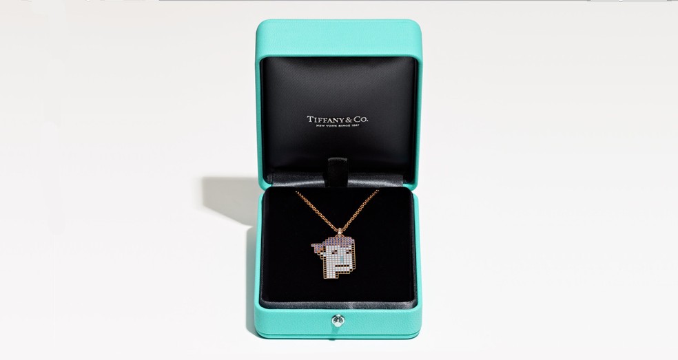 Em parceria com a marca CryptoPunks, Tiffany & Co. lança joias inspiradas em coleção de NFT — Foto: Divulgação/Tiffany & Co