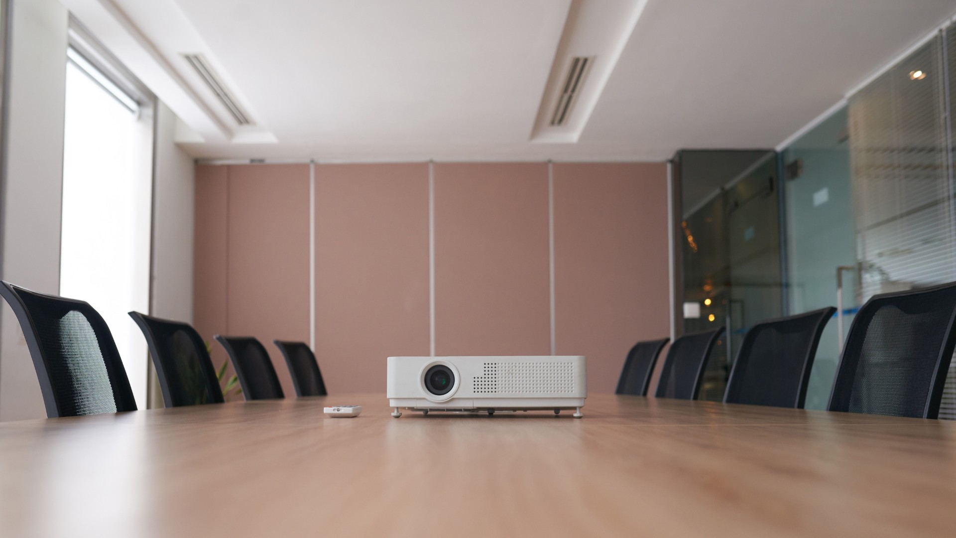 Projetores na Shopee ficam até 69% mais baratos na Semana do Consumidor