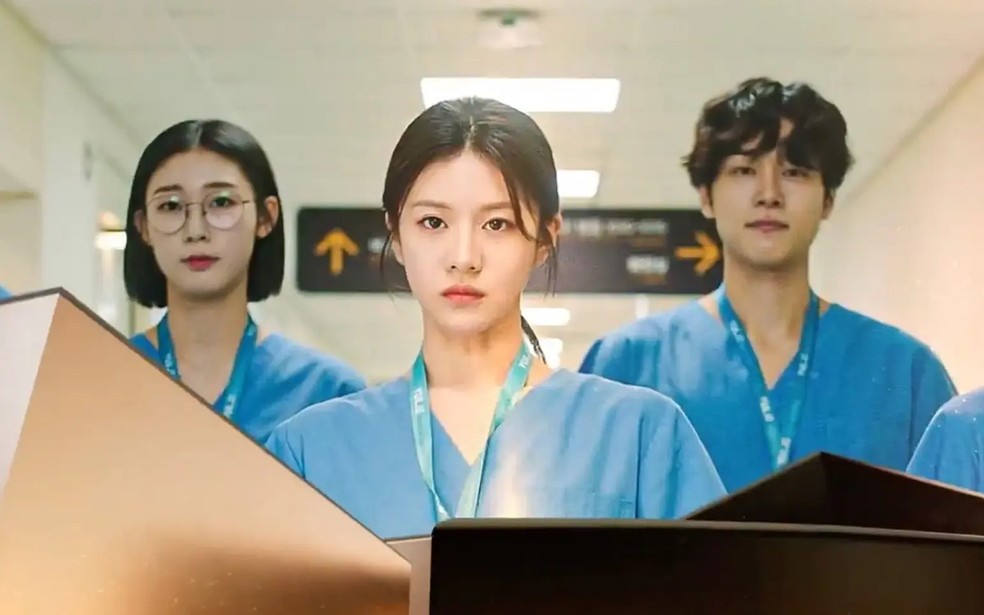 O drama médico Resident Playbook é um spin-off do K-drama Hospital Playlist — Foto: Divulgação/Netflix