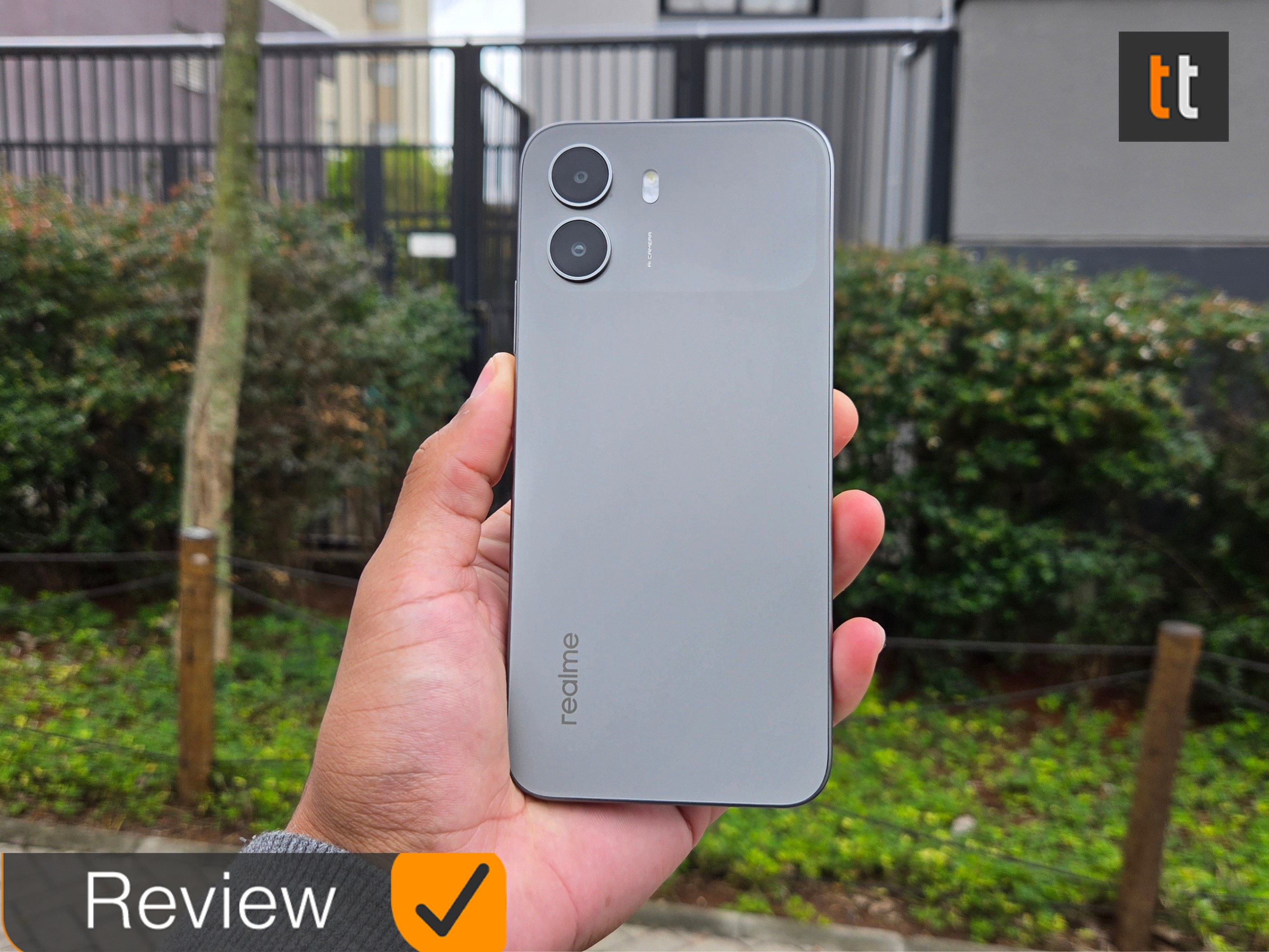 realme P4 Lite: celular barato tem ótima bateria, mas desaponta nas câmeras