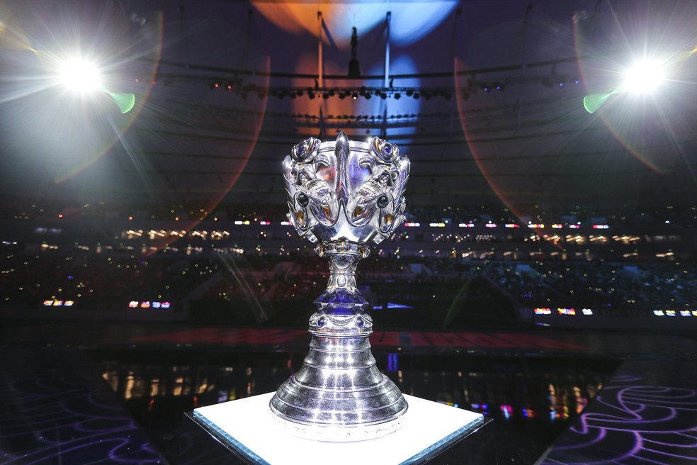 Plantão dos esports: Invictus Gaming vence Mundial de LoL; Coreia do Sul  vence Copa de OW - NerdBunker
