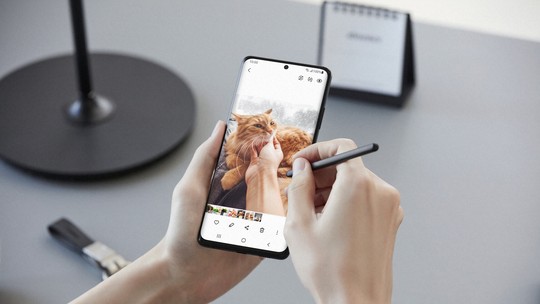 Galaxy S22: Samsung confirma mês de lançamento do celular