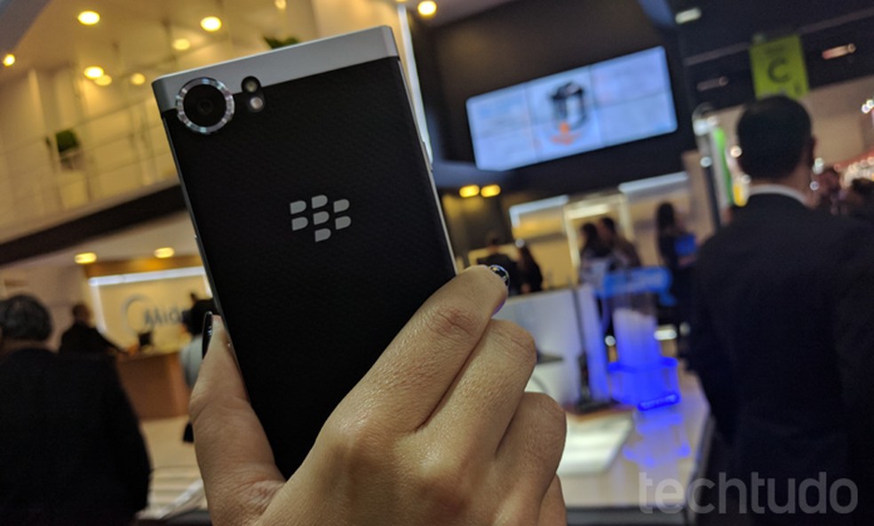 BlackBerry KEYone: a gente te explica cada detalhe da ficha