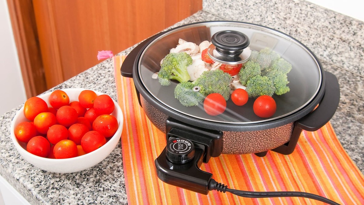 Panela Elétrica Multifuncional: 6 modelos para não depender mais de gás