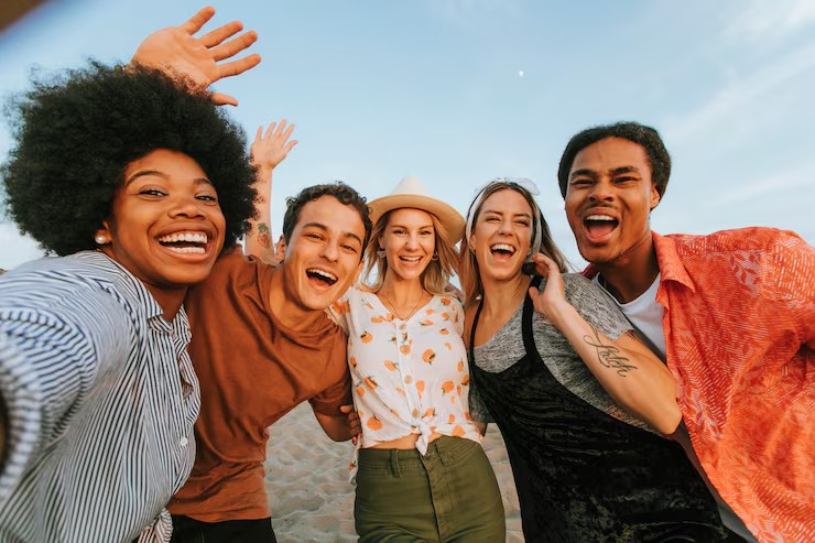 Aplicativos de amizade: veja 8 opções e quais usar em viagens ou eventos