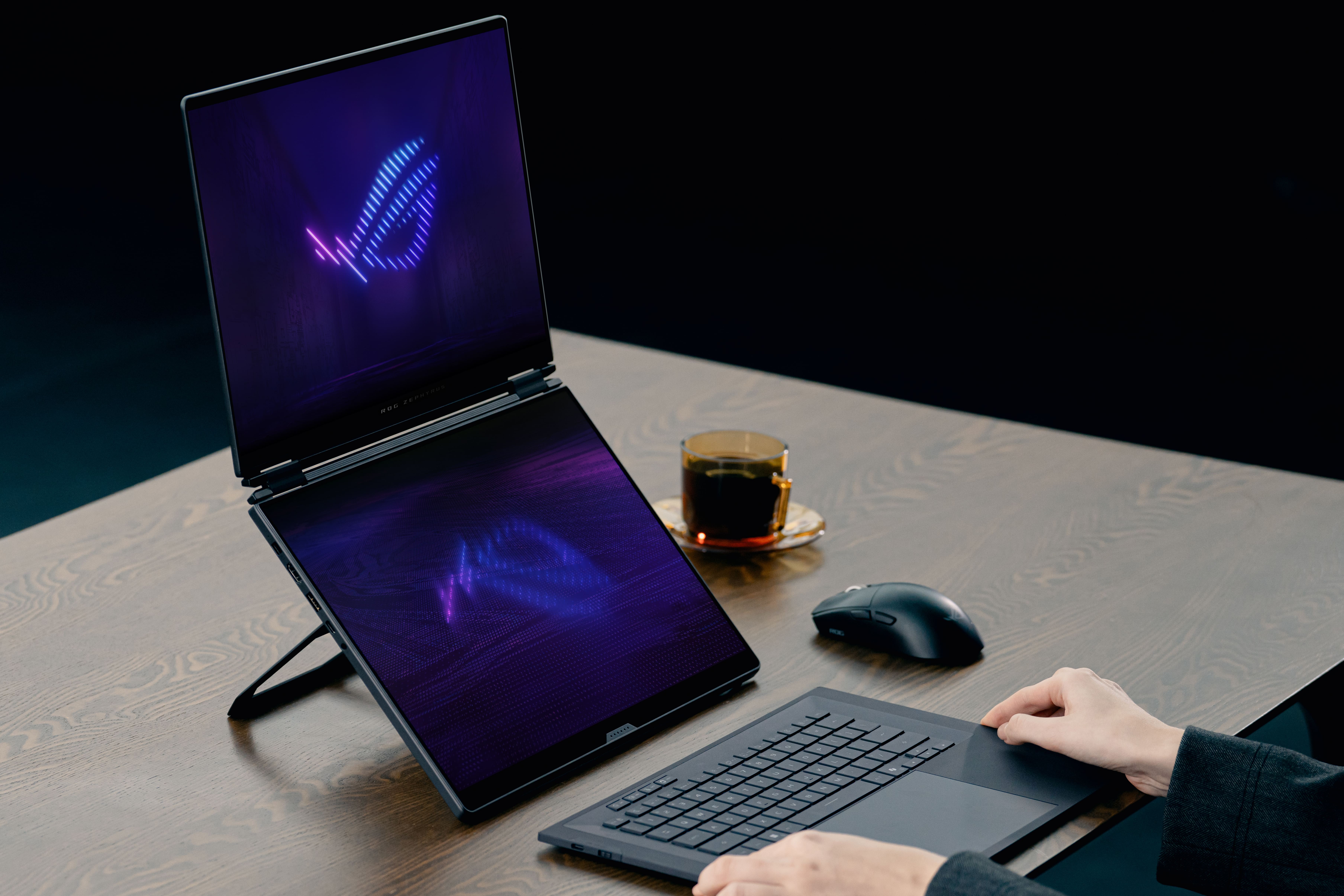 Asus ROG Zephyrus DUO chega por R$ 65 mil com RTX 5090; veja detalhes