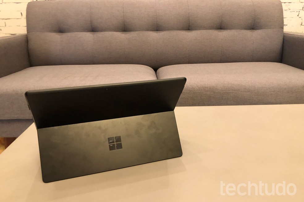 Qualcomm promete notebooks com 5G e investe em realidade estendida