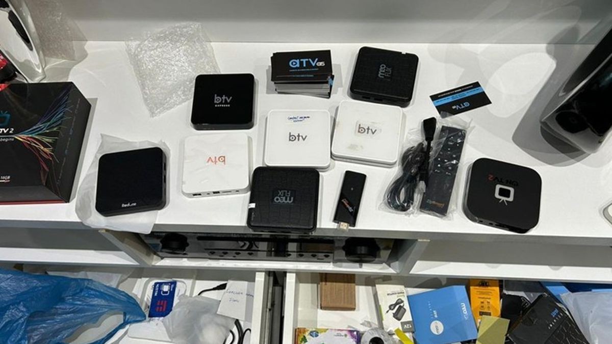 Anatel planeja transformar TVs boxes piratas em computadores para escolas