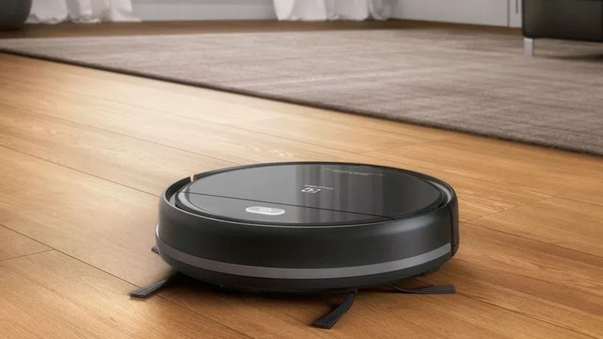 Robô aspirador Electrolux ERB10 é bom? Veja preço e ficha técnica