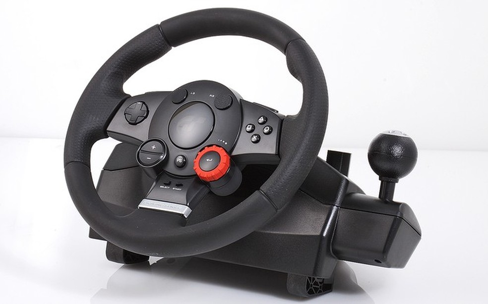 Logitech G27 PC Playstation 2/3 Force Feedback Racing Steering