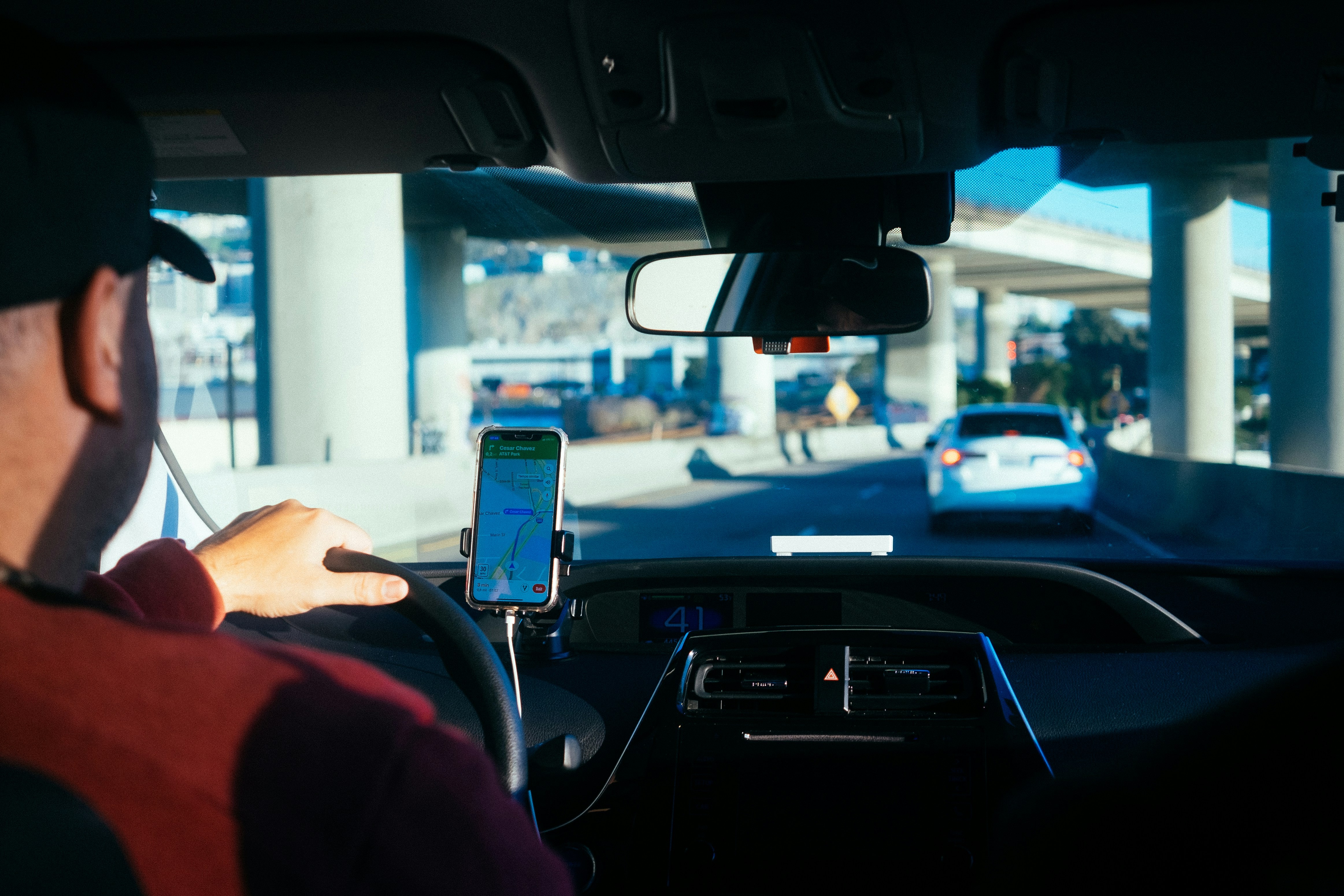 Melhor celular para Uber: veja 6 opções ideais para motoristas de aplicativo