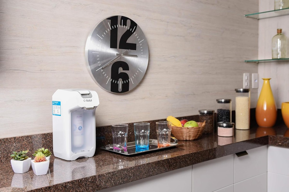 Purificador de água IBBL: 7 modelos para garantir água fresca no verão
