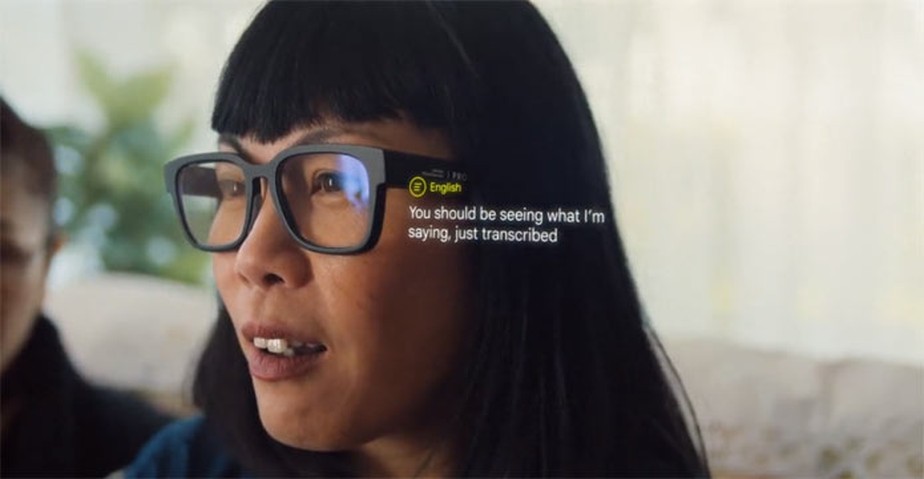 Google cria óculos smart que fazem tradução simultânea
