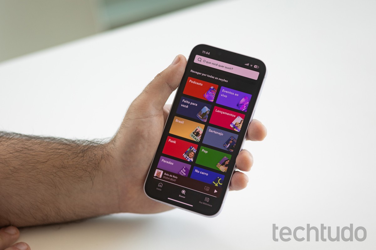 Como procurar música por áudio no Android e iPhone (iOS)