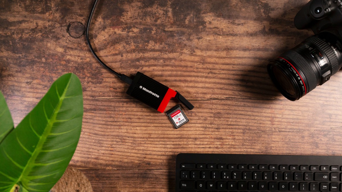 Leitor de cartão de memória USB: 6 opções que não vão te deixar na mão