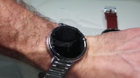 Testamos o Moto 360: apesar das melhorias, tela ainda tem erros