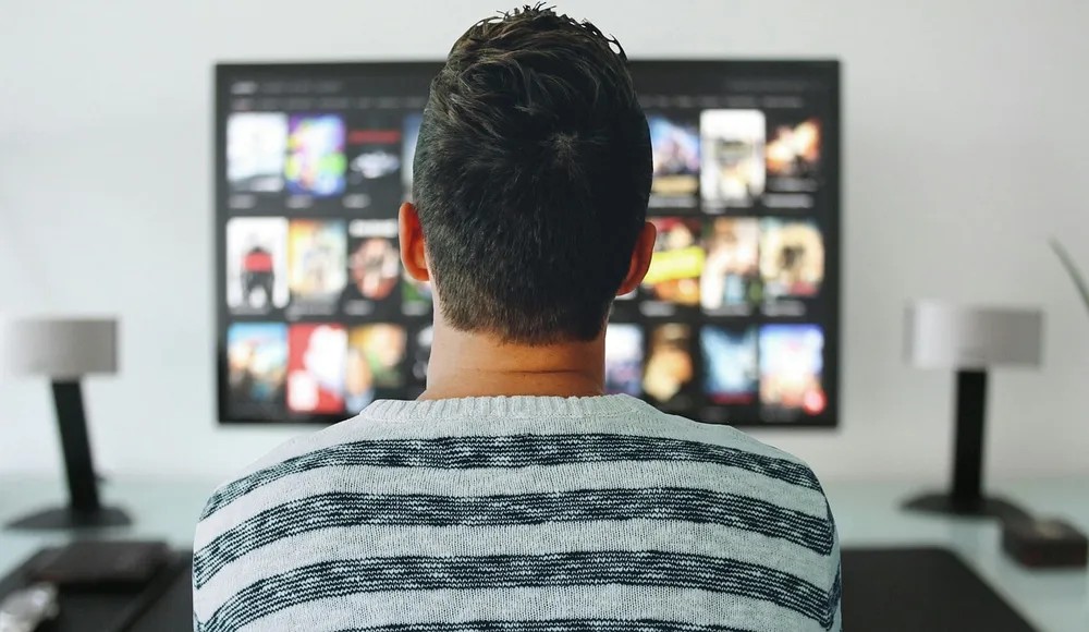 UniTV APK: entenda riscos do app que promete acesso grátis a canais de TV