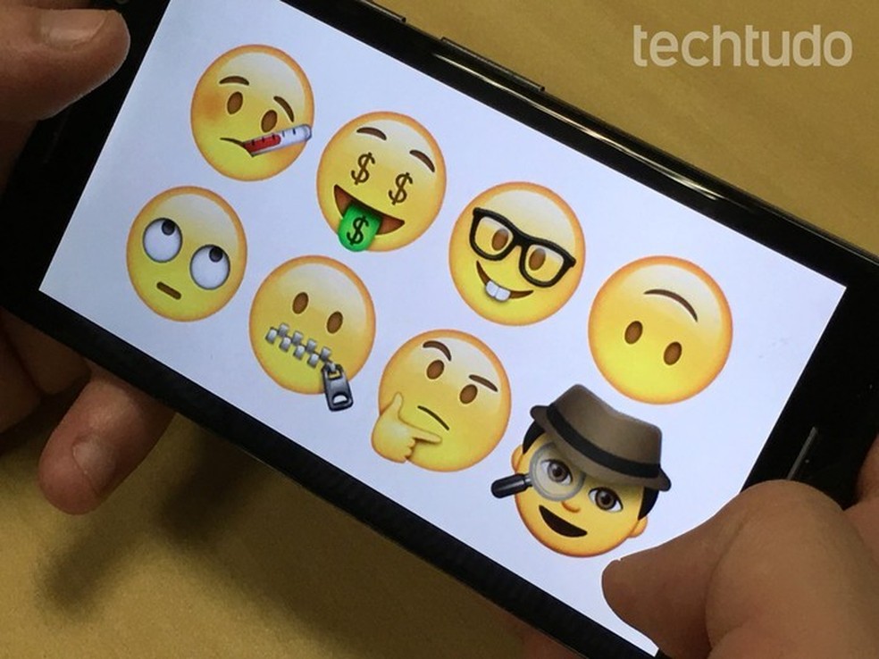 Emojis podem criar tensões na comunicação profissional — Foto: Luana Marfim/TechTudo